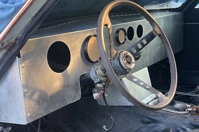 4 Ways to Restore The Cracked Dash on Your Datsun Z Car