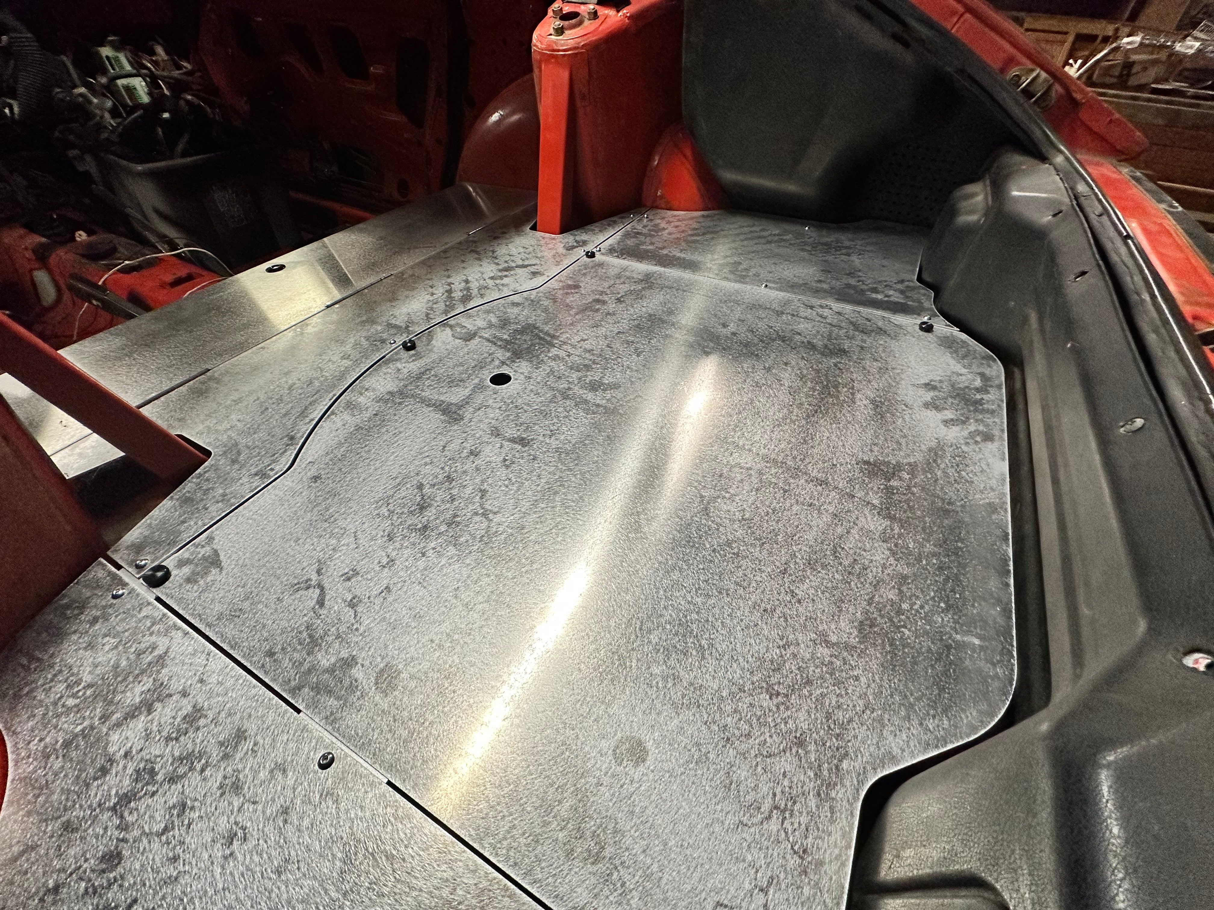 SPARE TIRE COMPARTMENT LID | DATSUN | 280Z | 1975-76