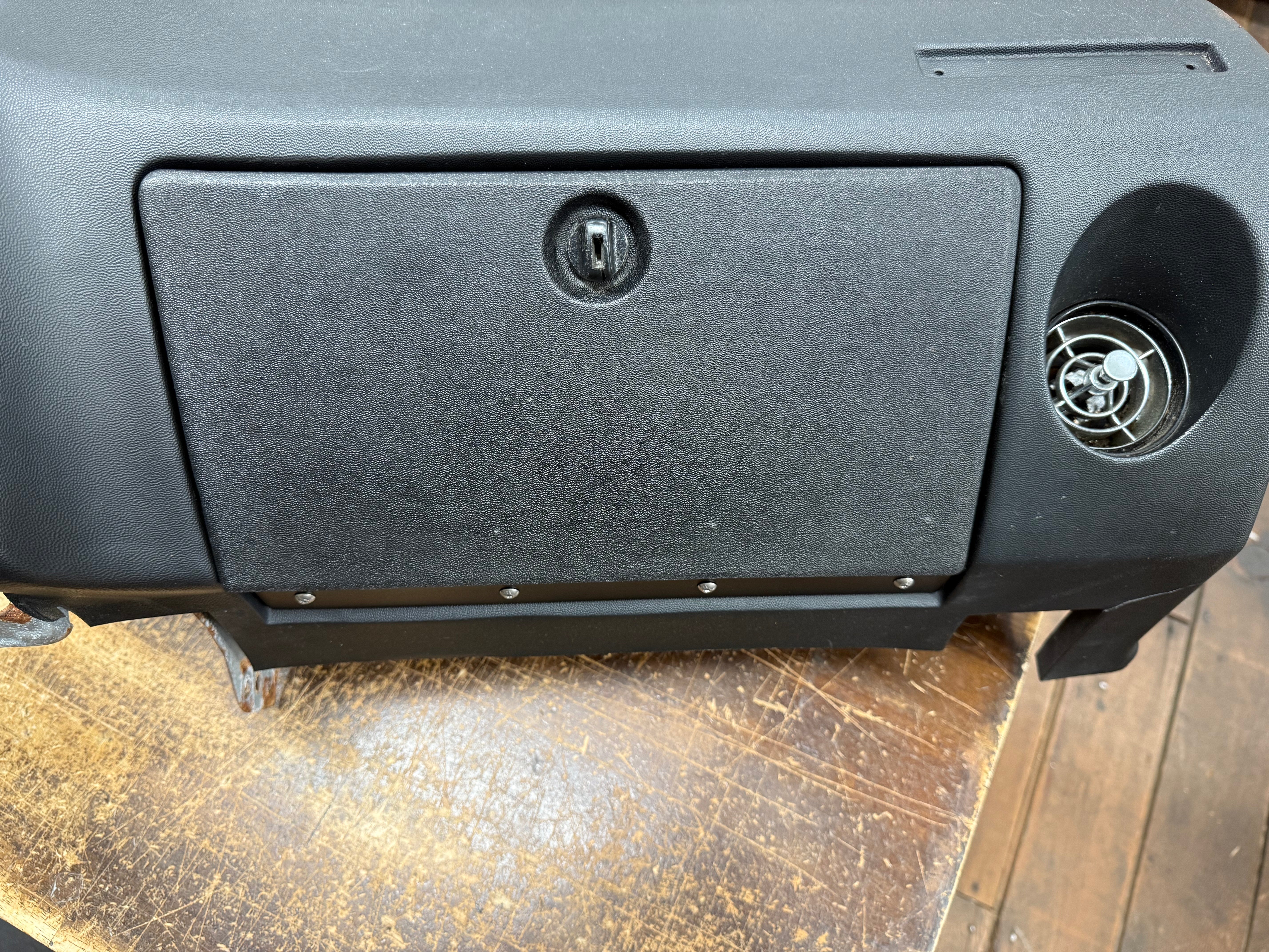 GLOVE BOX HINGE | DATSUN | 280Z