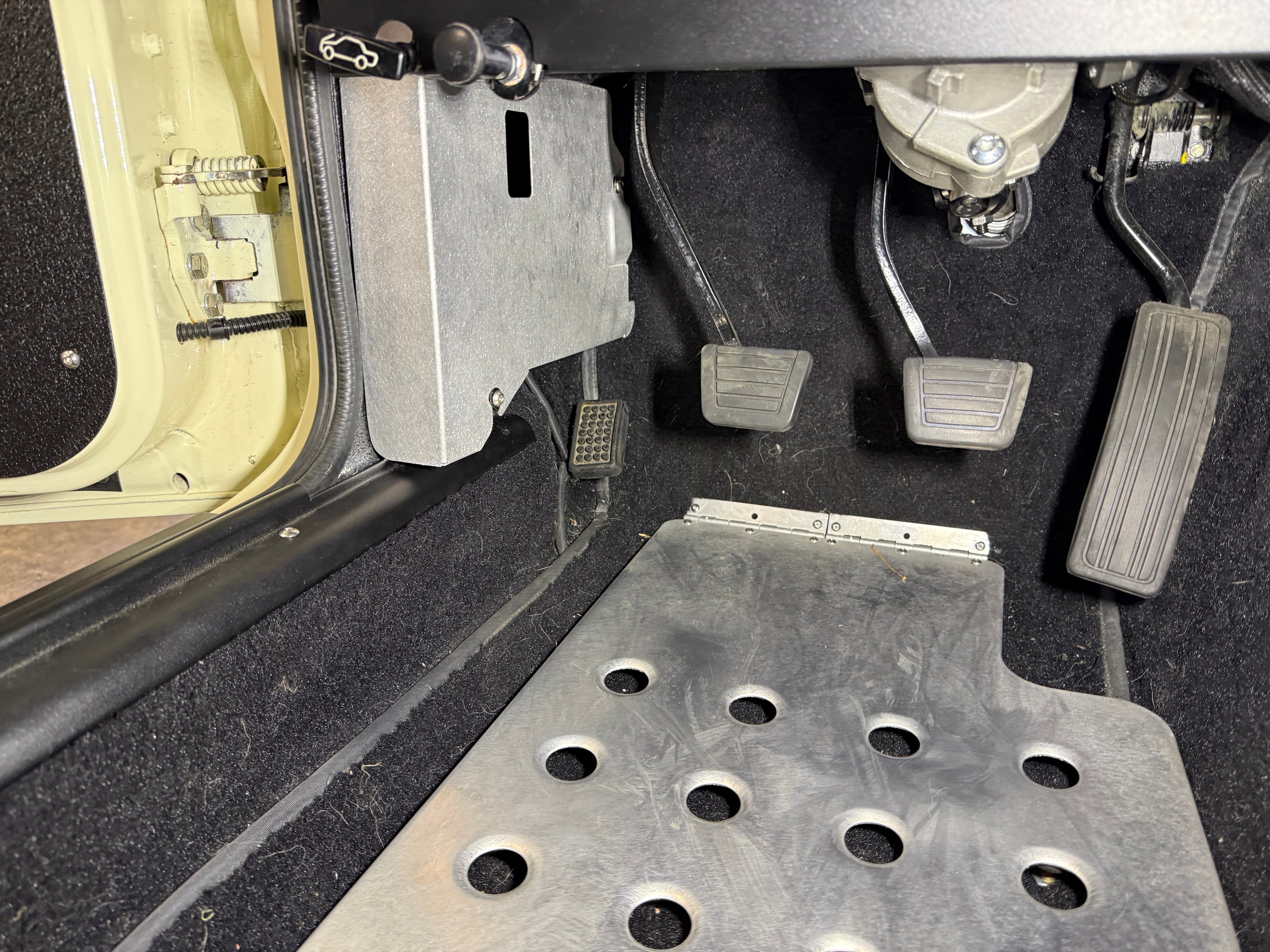 KICK PANEL, DRIVER SIDE | DATSUN 280Z