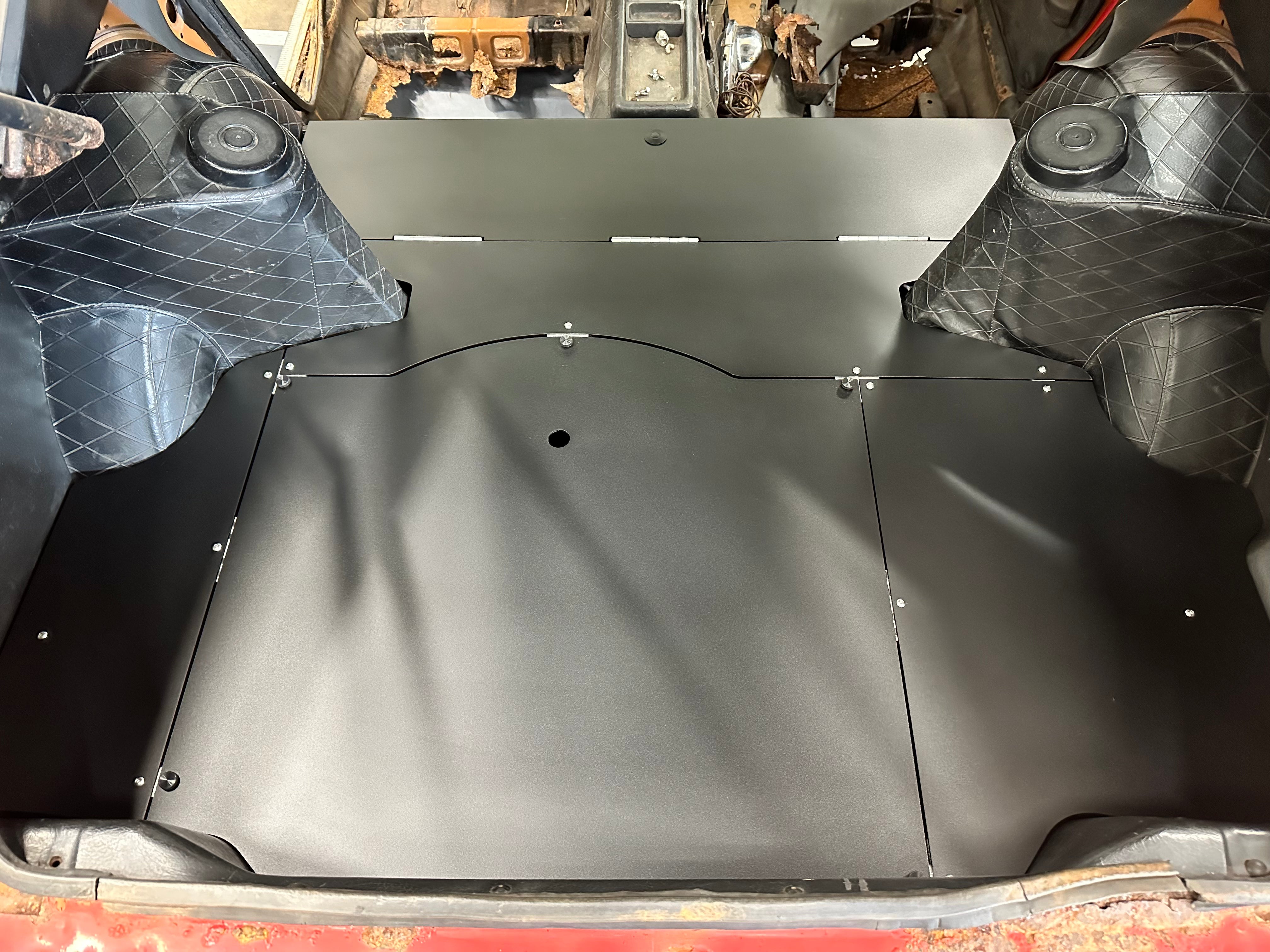 SPARE TIRE COMPARTMENT LID | DATSUN | 240Z | 1970-73