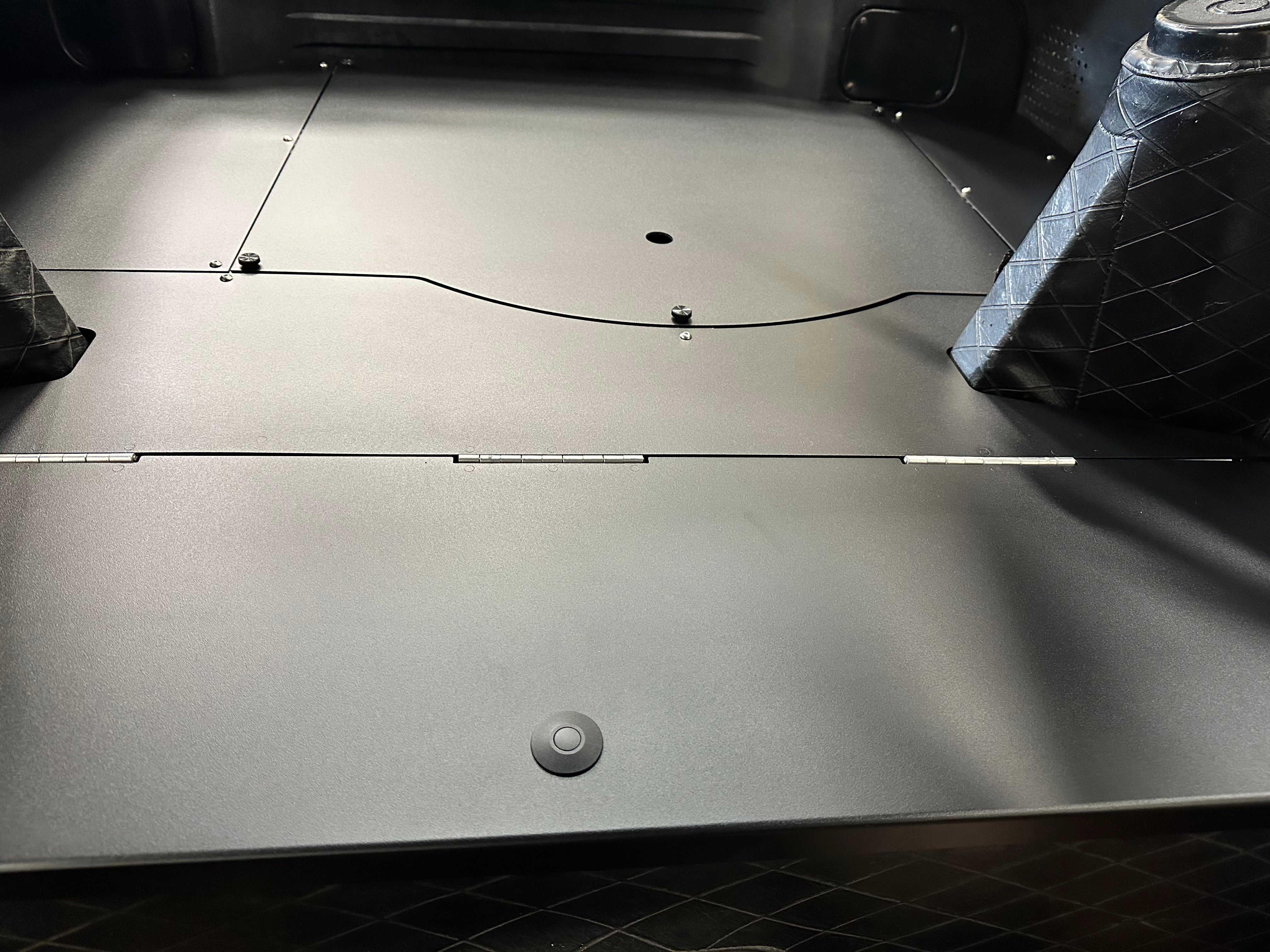 SPARE TIRE COMPARTMENT LID | DATSUN | 240Z | 1970-73