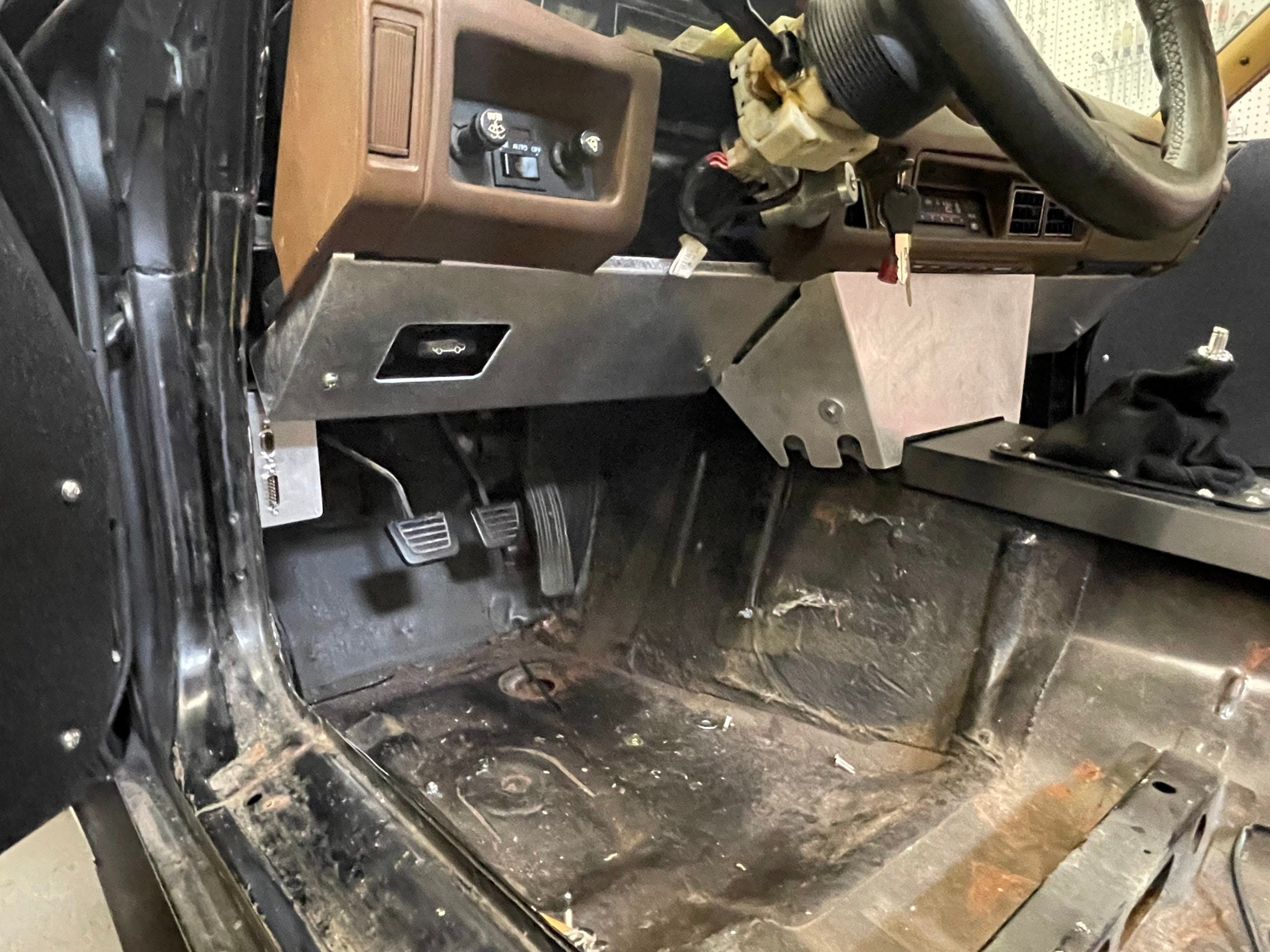280ZX Dash Center and Driver's Side Panels