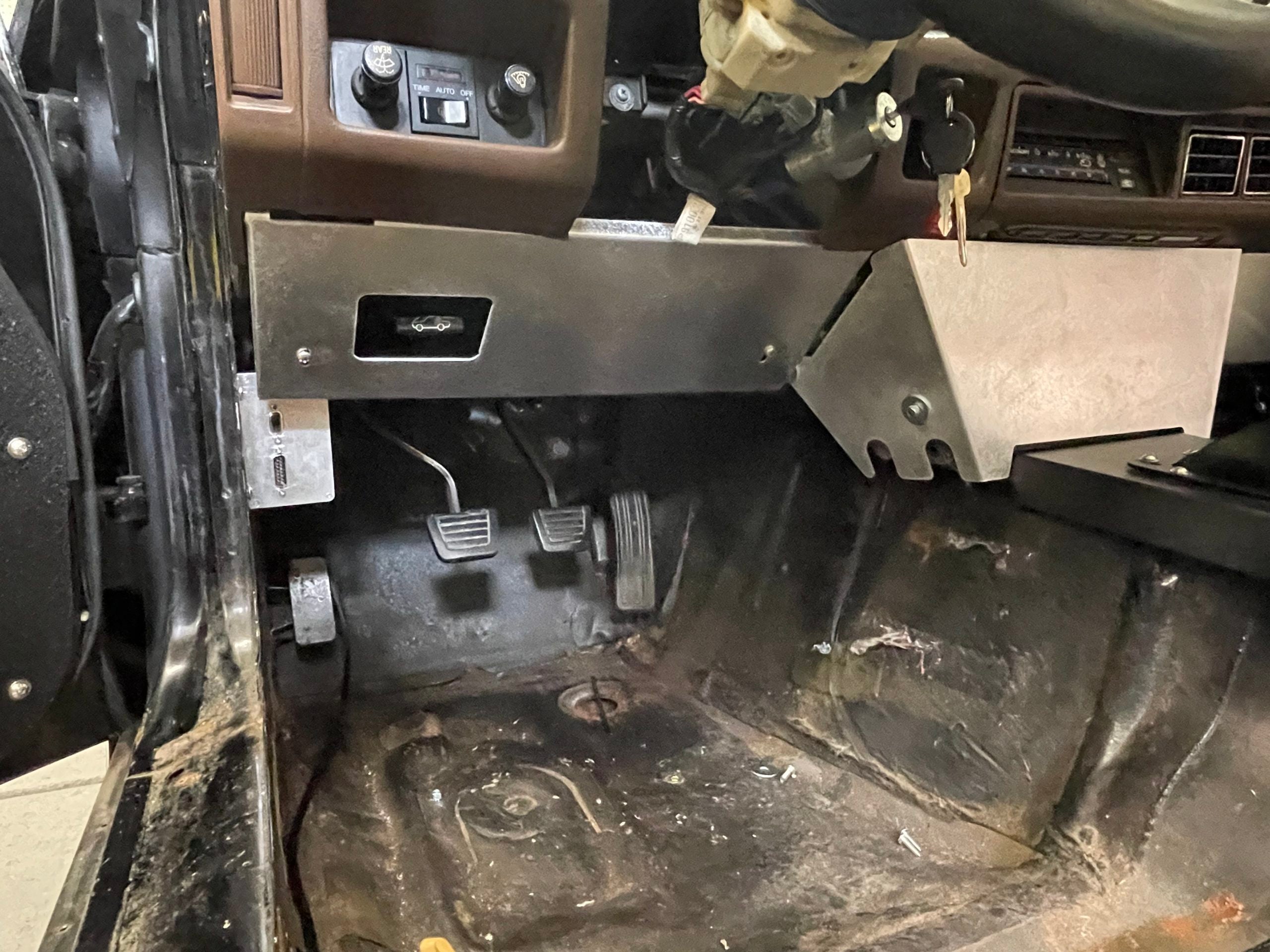 280ZX Dash Center and Driver's Side Panels