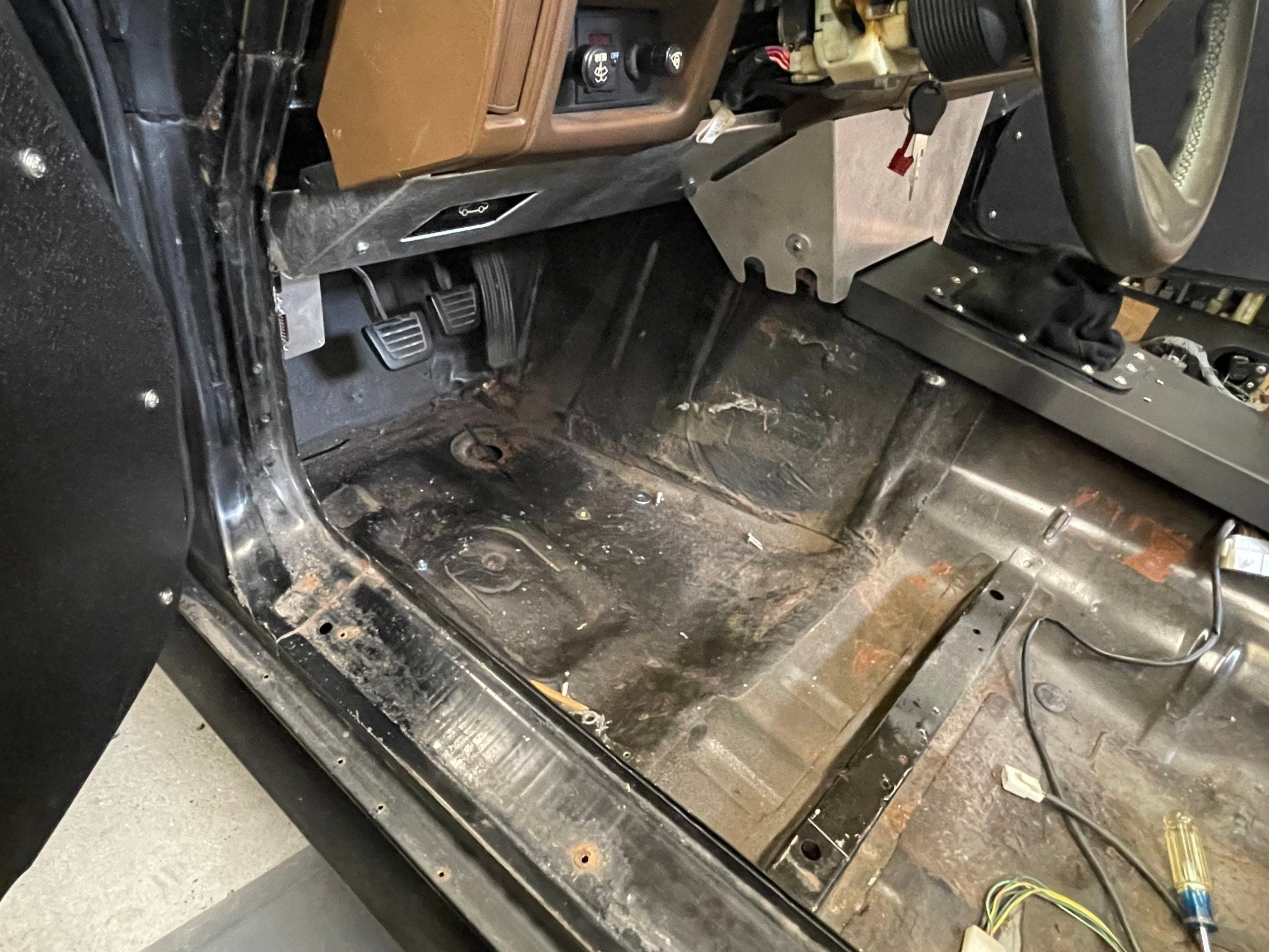 280ZX Dash Center and Driver's Side Panels