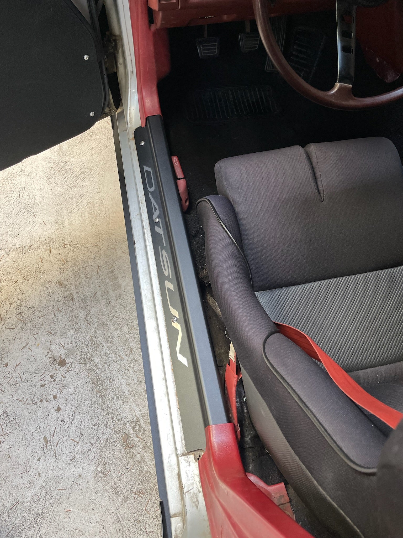 280ZX Engraved Door Sills