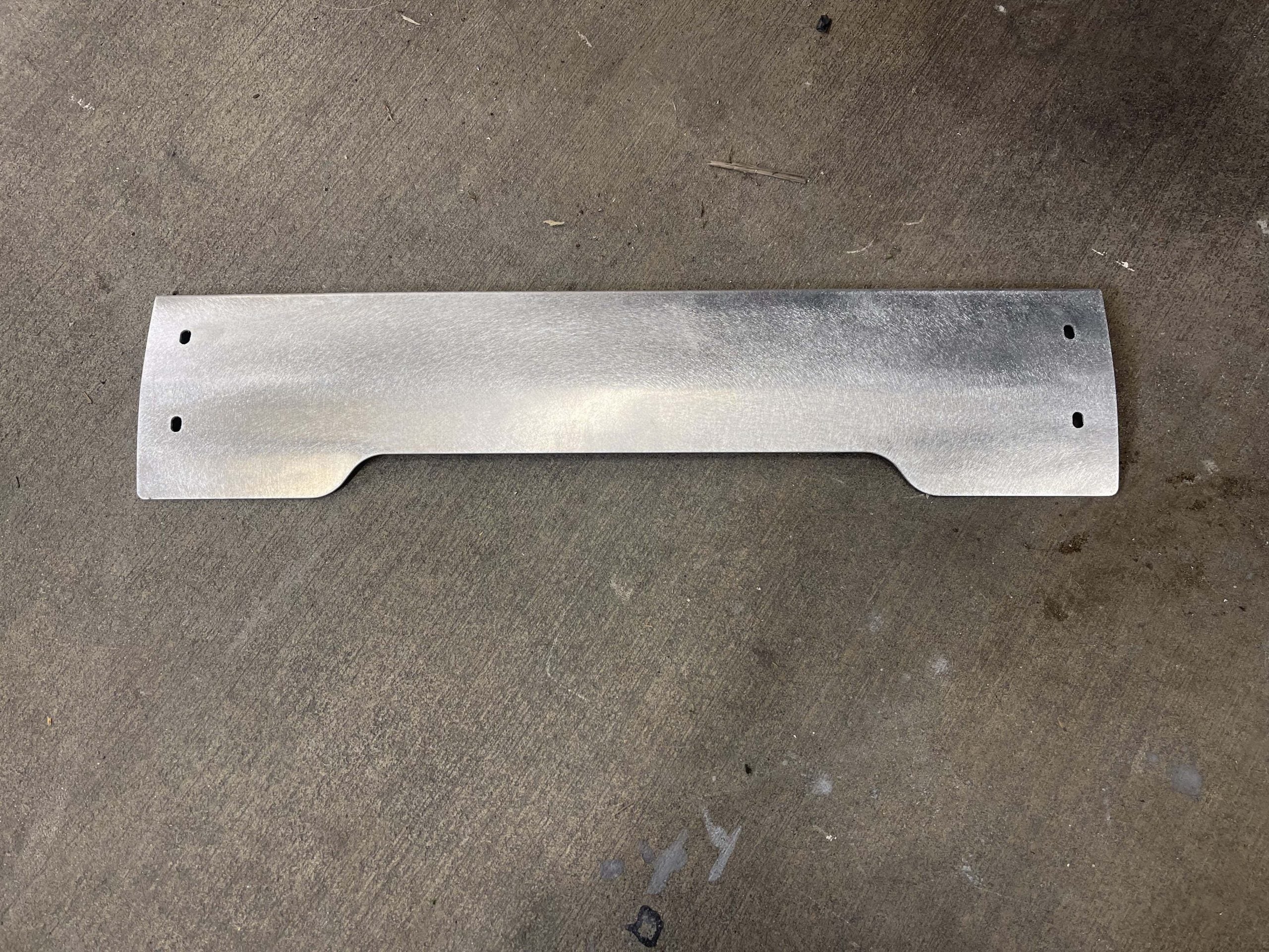 620 Rear Center Roll Pan
