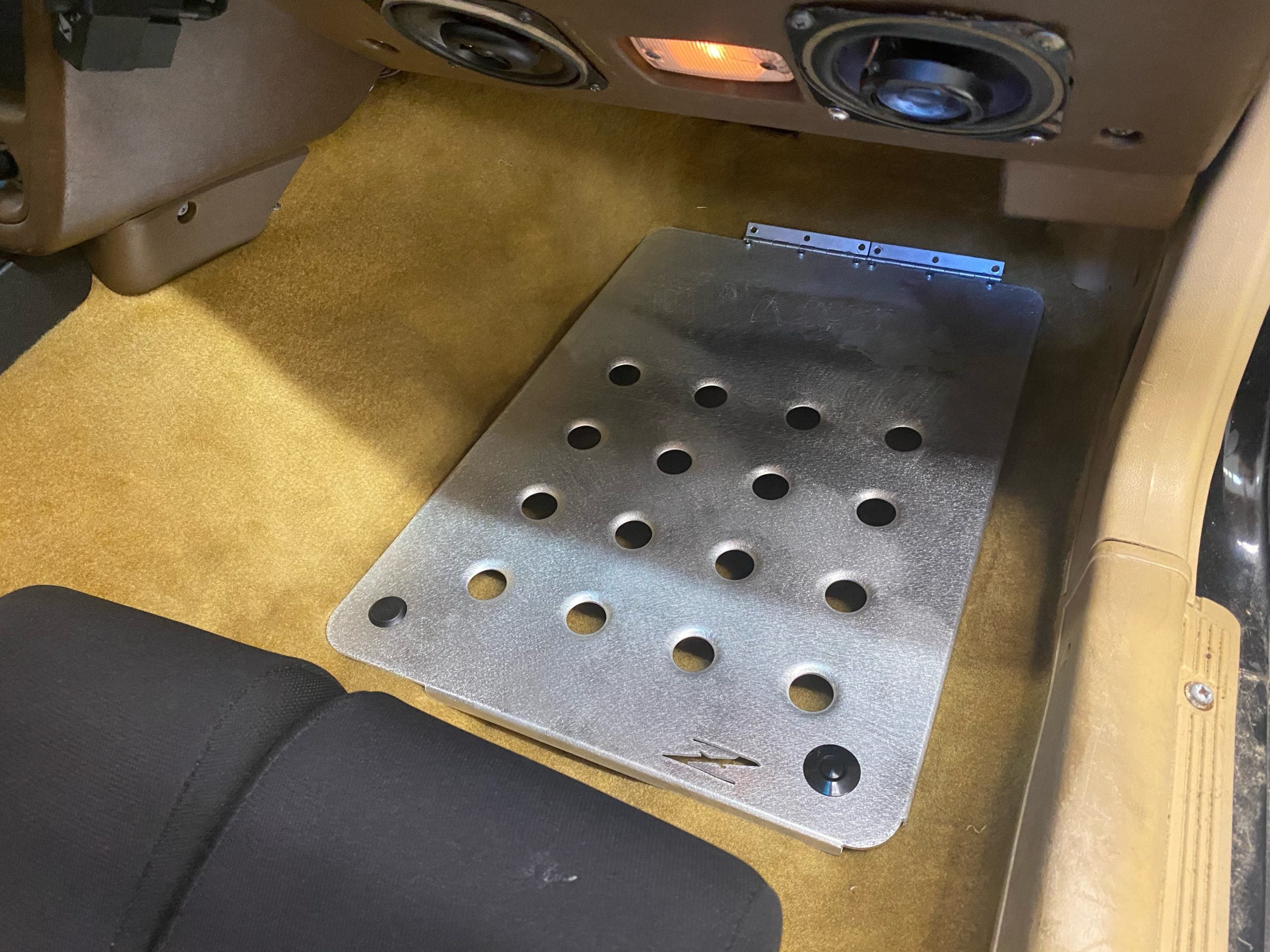 Datsun 280ZX Heel Plates