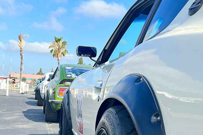 The Datsun Z: The Fender Mirrors vs Regular Mirrors Debate