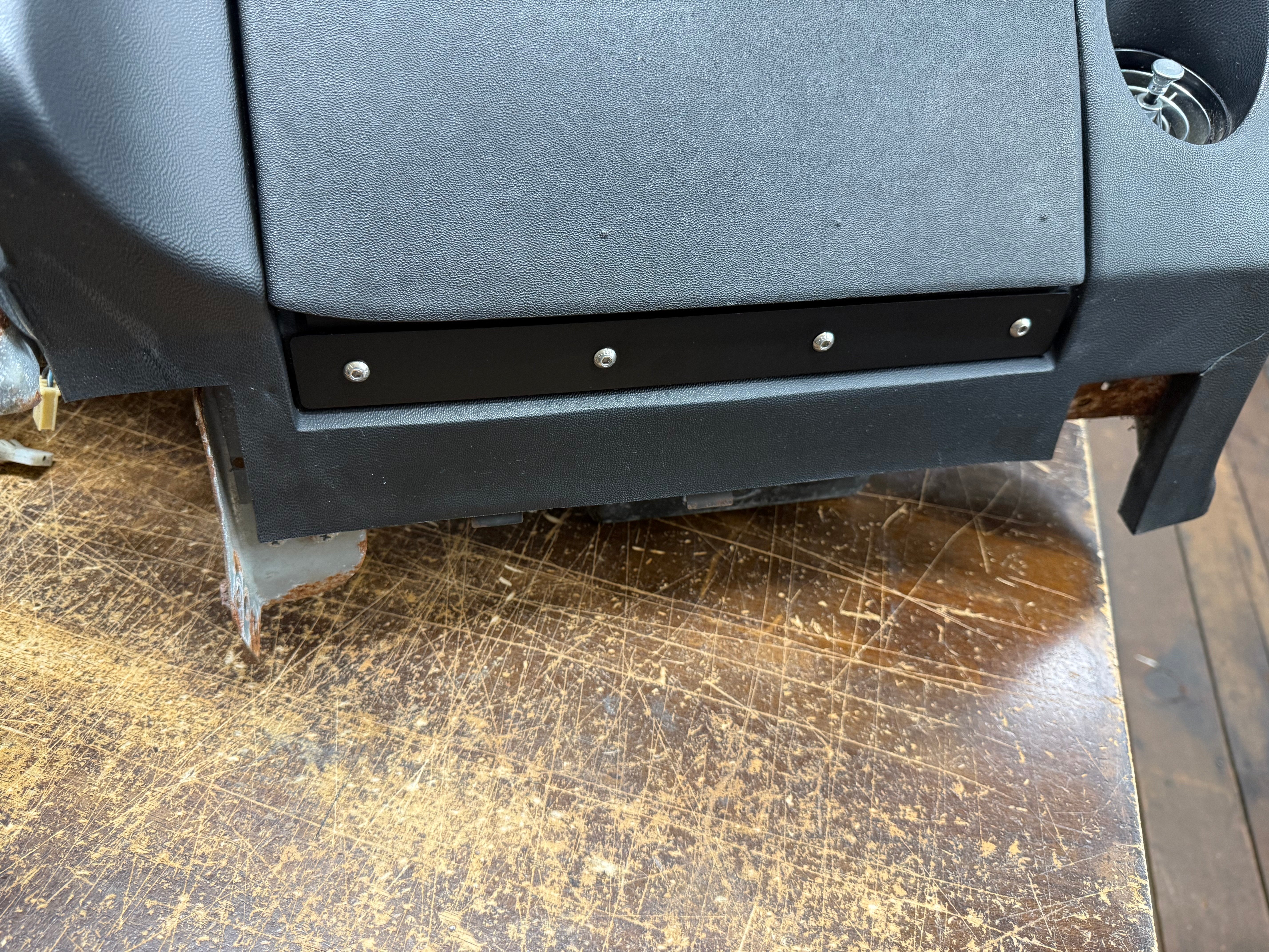 GLOVE BOX HINGE | DATSUN | 280Z