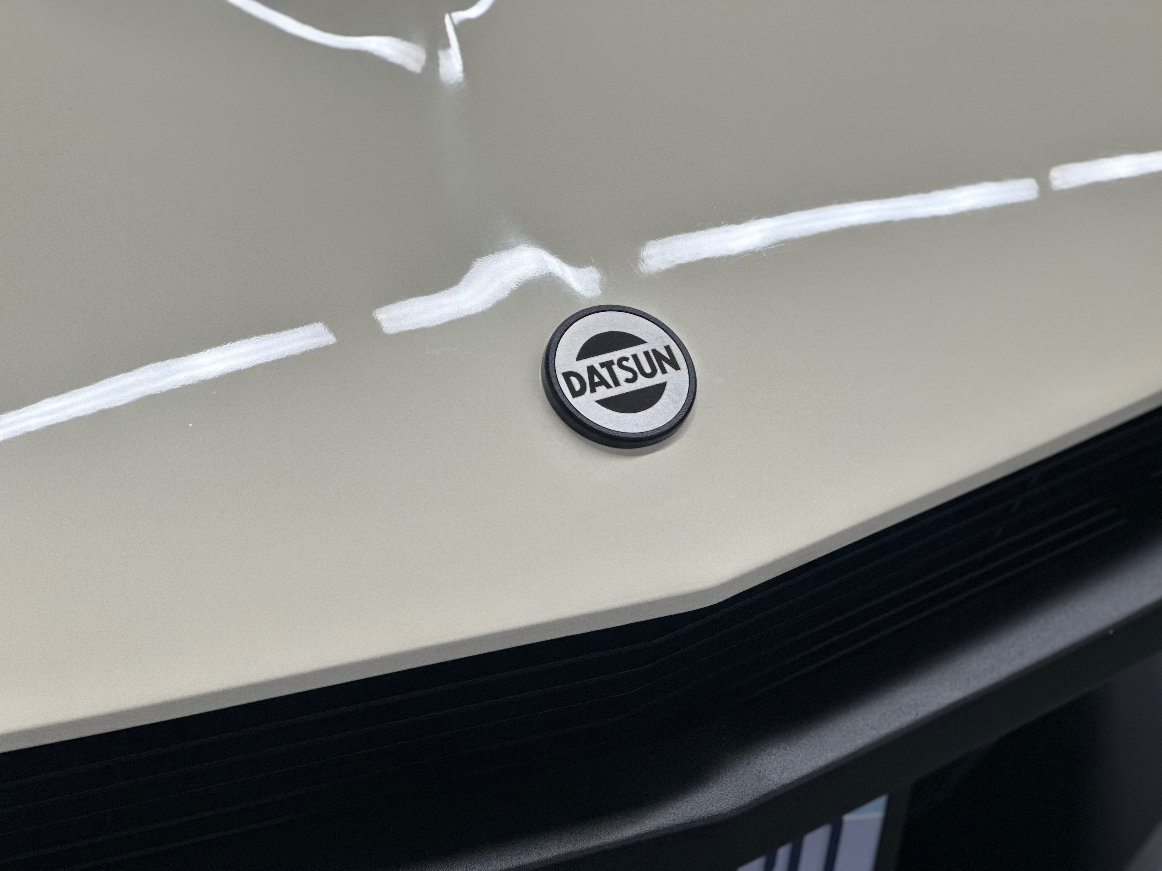 BILLET HOOD EMBLEM BADGE | DATSUN | 240Z | 260Z | 280Z