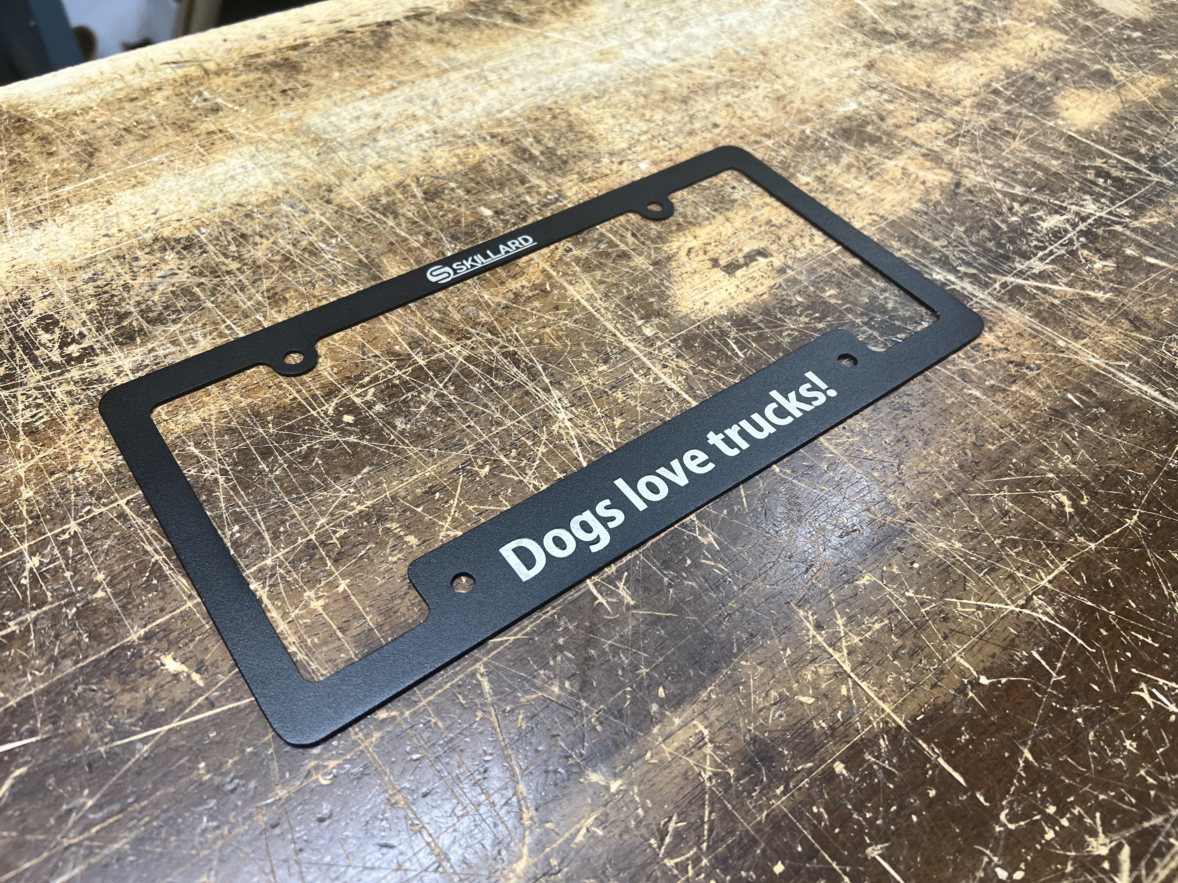 ENGRAVED LICENSE PLATE FRAME / HOLDER