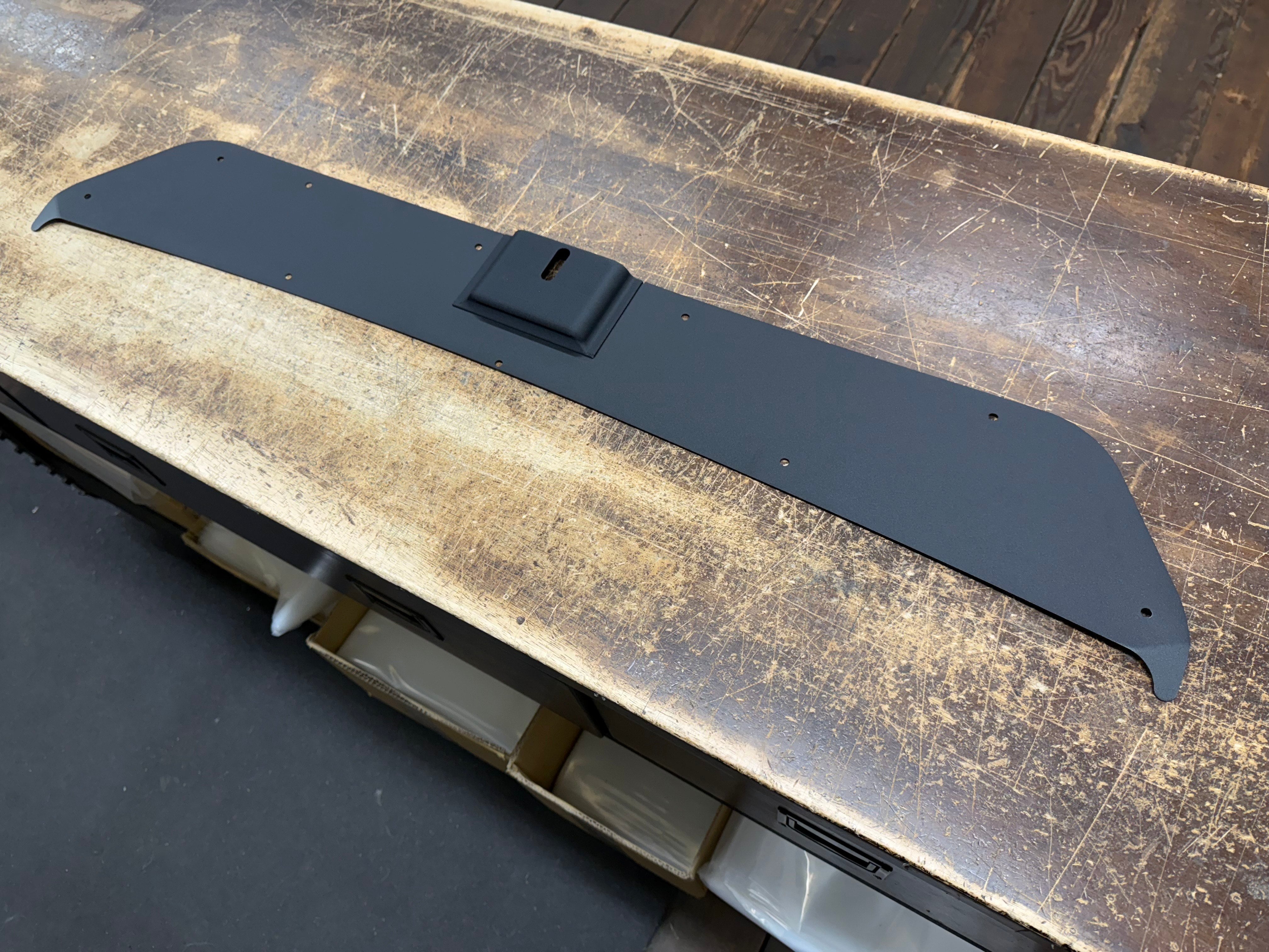 DECK LID PLATE | NISSAN | 300ZX Z31
