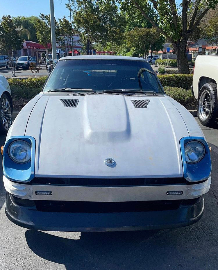 280ZX Front Bumper with Turn Signal Cutouts