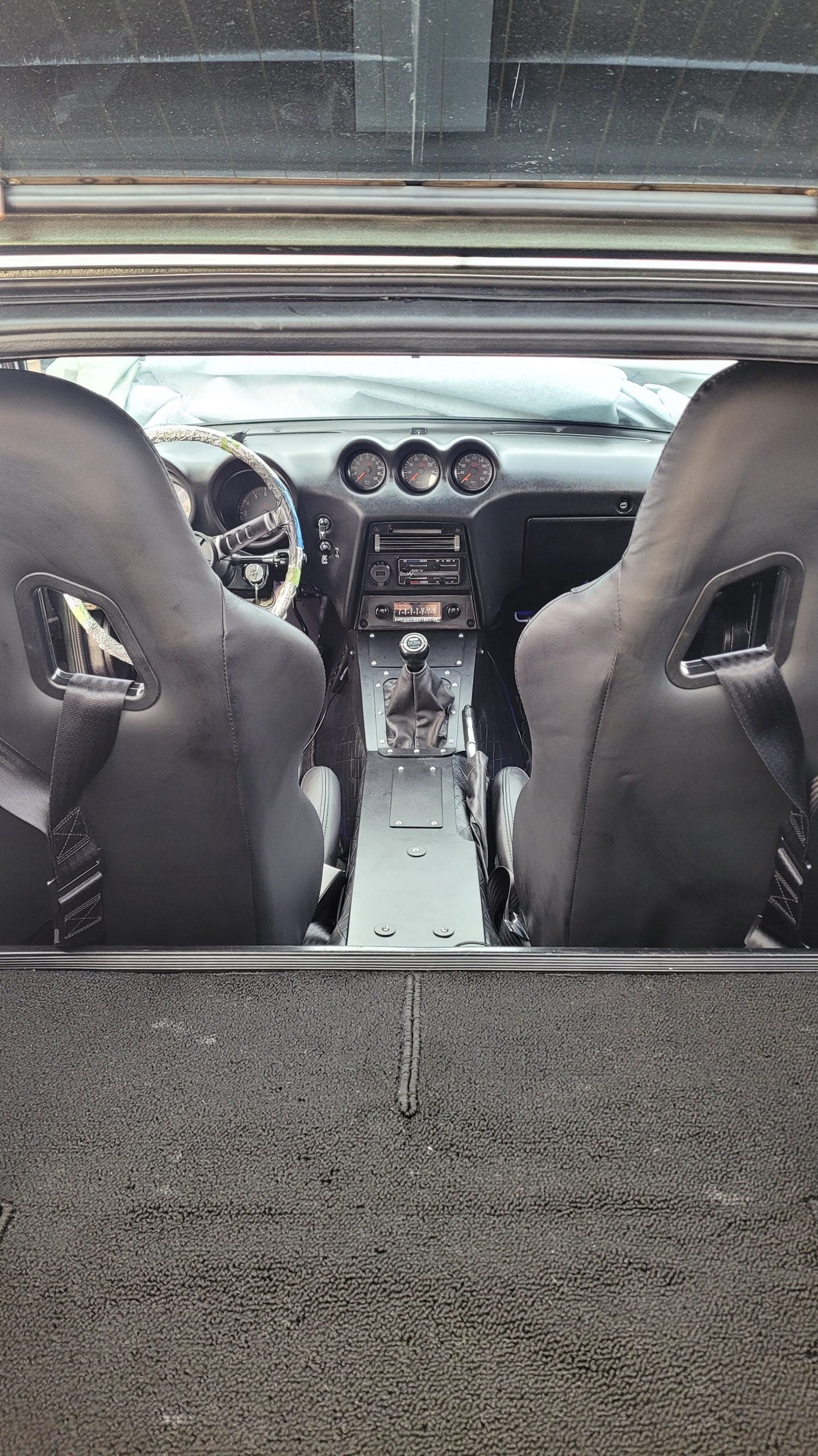 Series One 240Z Center Console installed